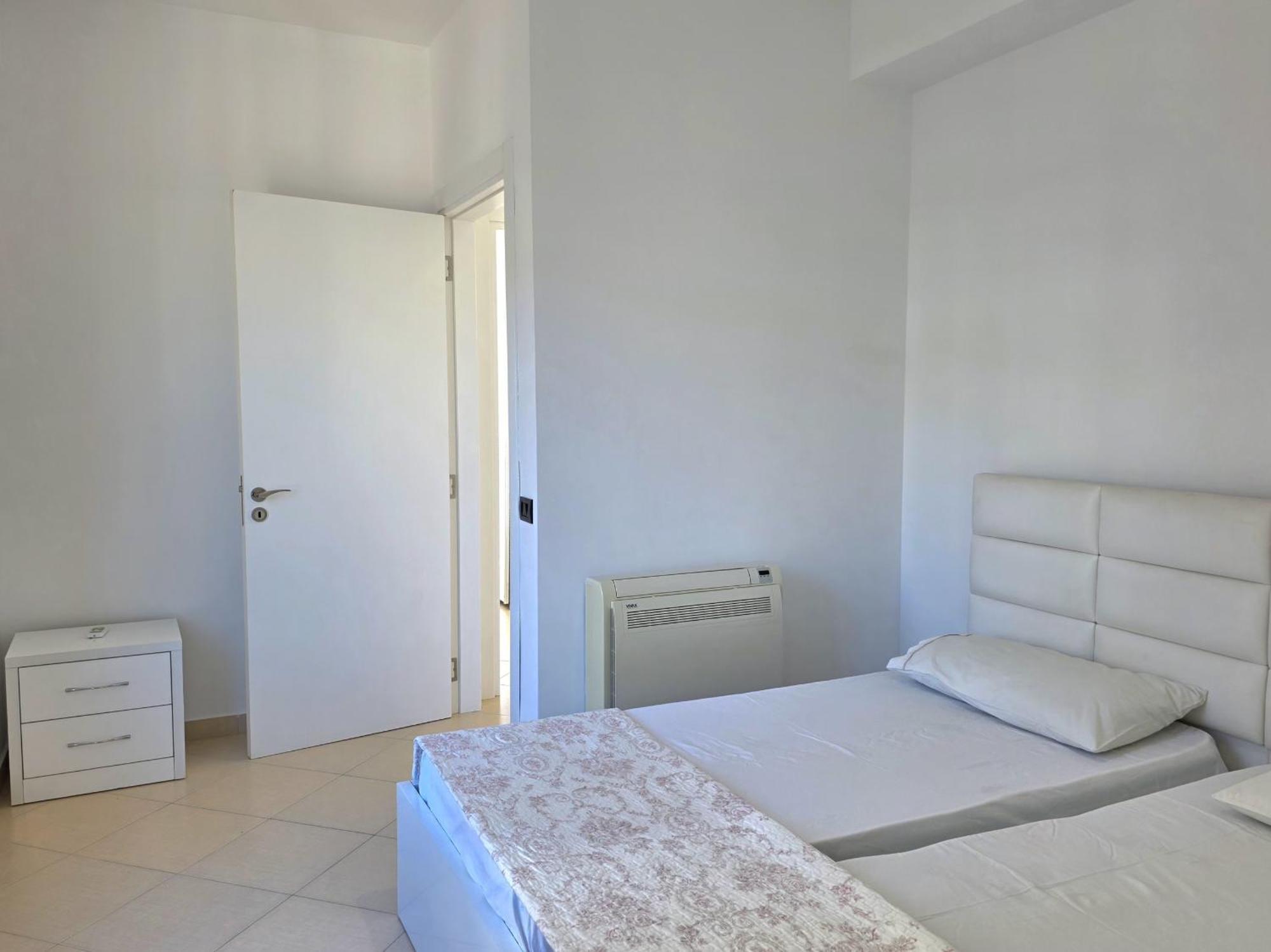 Brisa Del Mar Apartments Dıraç Dış mekan fotoğraf